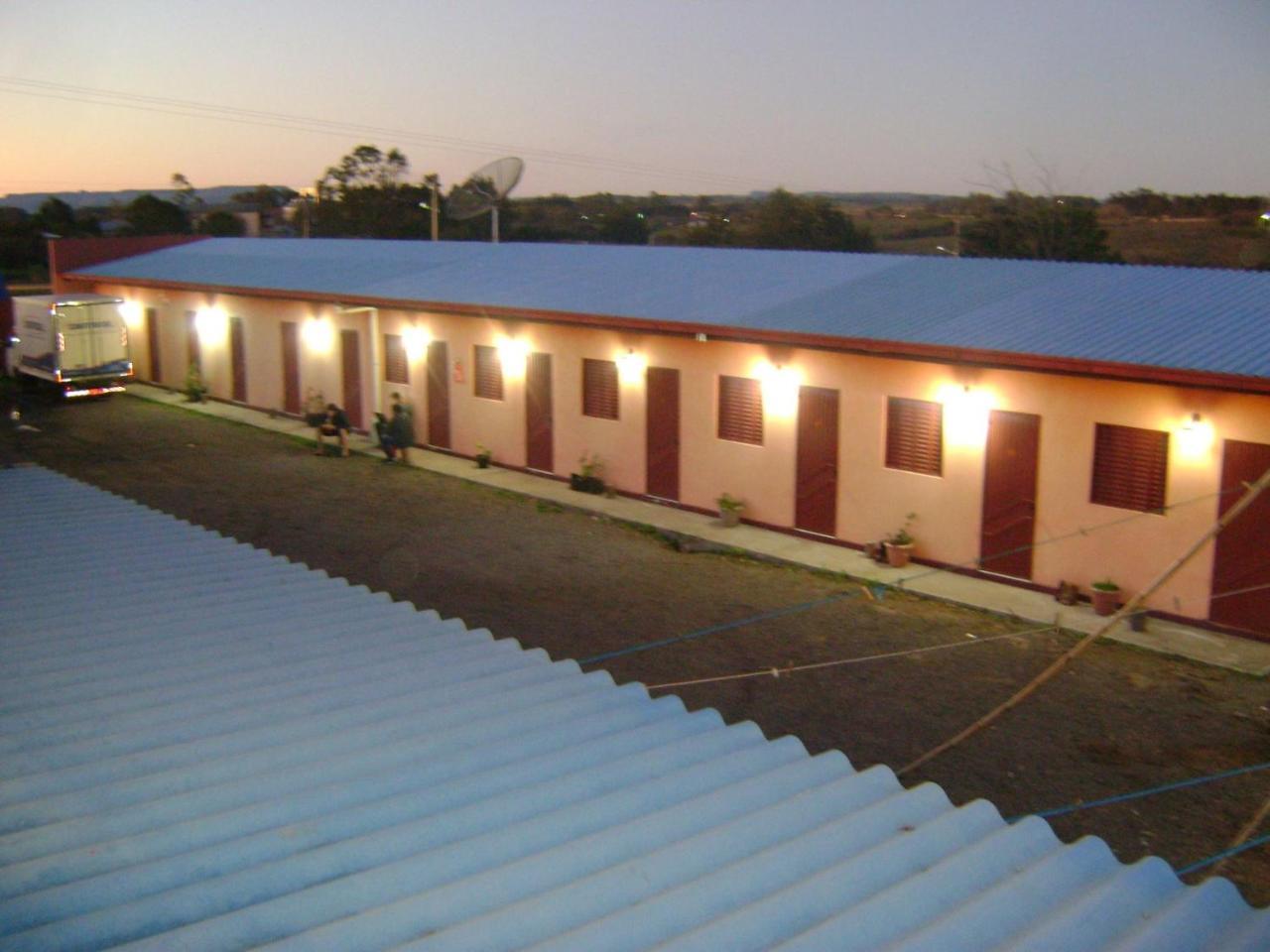 Cavalo Branco Hotel São Vicente do Sul Exterior foto